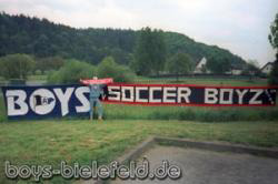 12.05.1995:
Unterwegs mit unseren Leverkusener Freunden zu deren Spiel in Karlsruhe.