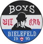 [b]BOYS Bielefeld 1995[/b]
(Rückenaufnäher, gestickt, Auflage 5 Stück)