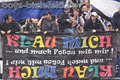 13.05.2006:
Unsere Meinung zu Fahnendiebstählen im Allgemeinen.