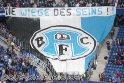 05.04.2003:
Choreografie beim Hamburger SV.