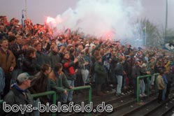 31.03.1995:
Das Münsteraner Preußenstadion in Bielefelder Hand.